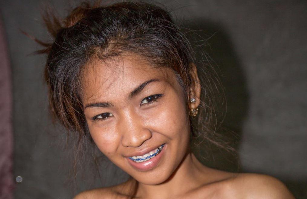 Tittiporn | Banging Bosom